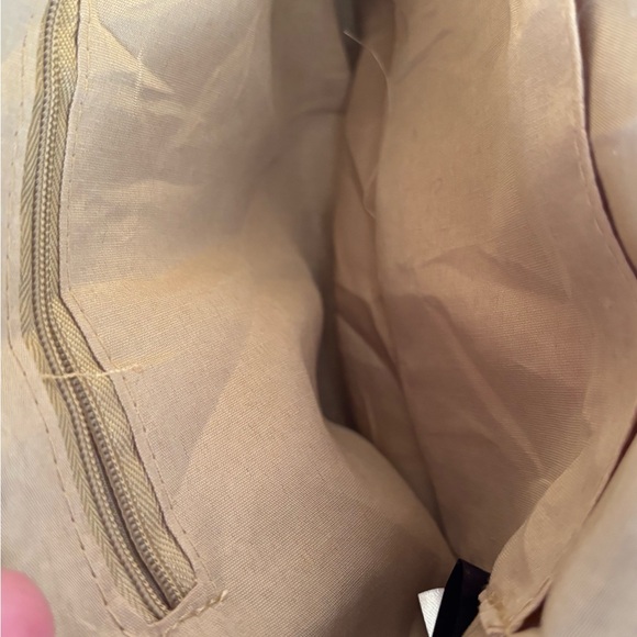 NWT stone mountain crossbody - Picture 6 of 6